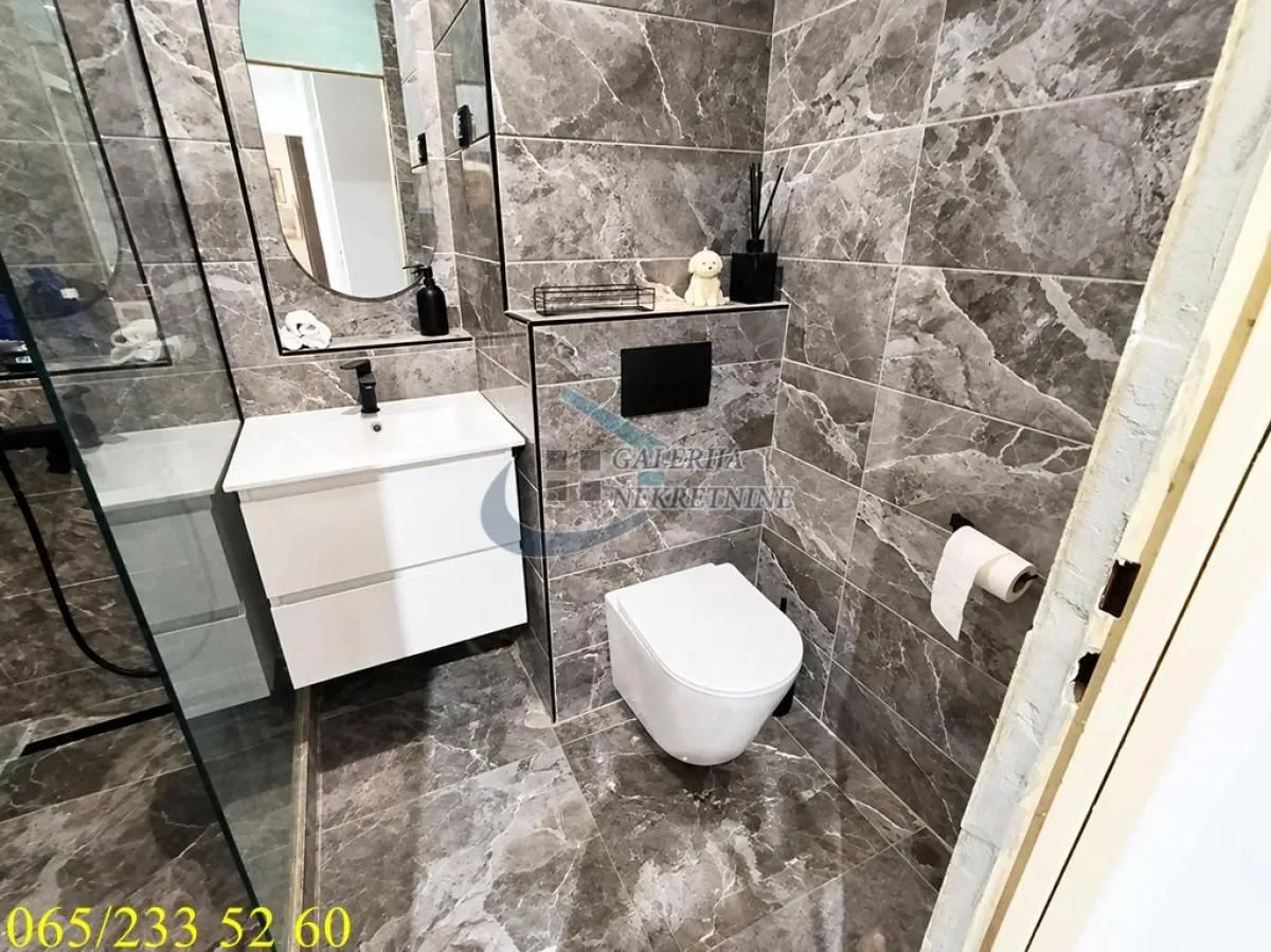 Prodaja, trosoban stan, 100m², Čukarica, Beograd