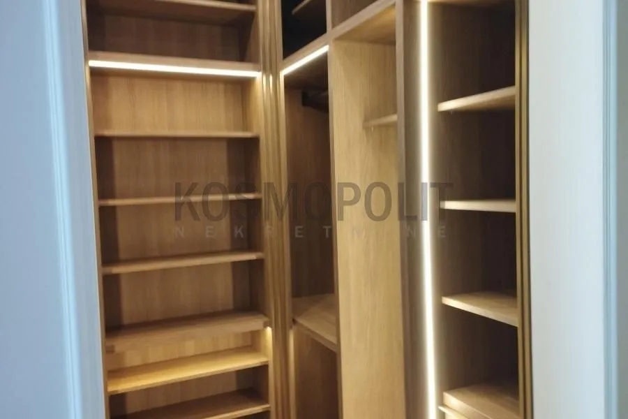 Rent, three bedroom apartment, 85m², Stari Grad, Beograd