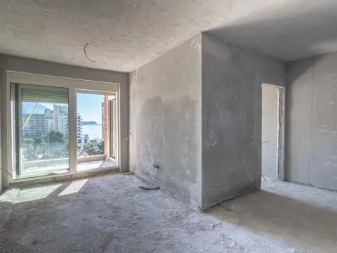 Sale, three bedroom apartment, 85m², Bečići, Budva - image 3