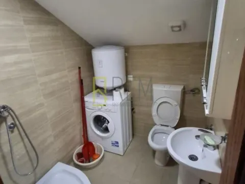 Izdavanje, garsonjera, 25m², Momišići, Podgorica - image 2