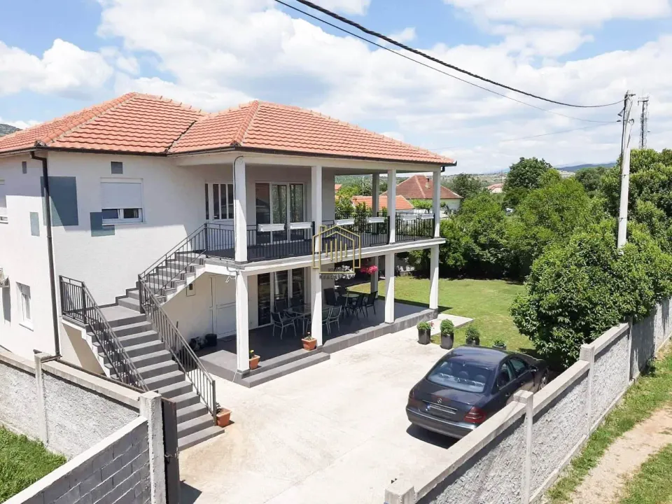 Rent, apartment, 260m², Donji Kokoti, Podgorica