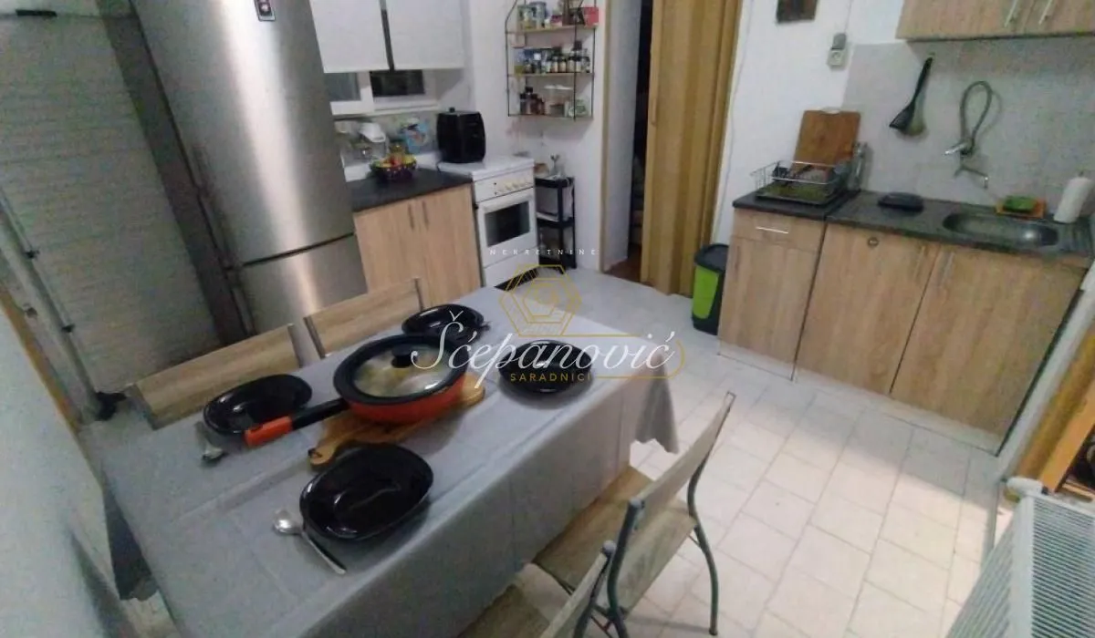 Prodaja, stan, 58m², Stari grad, Novi Sad