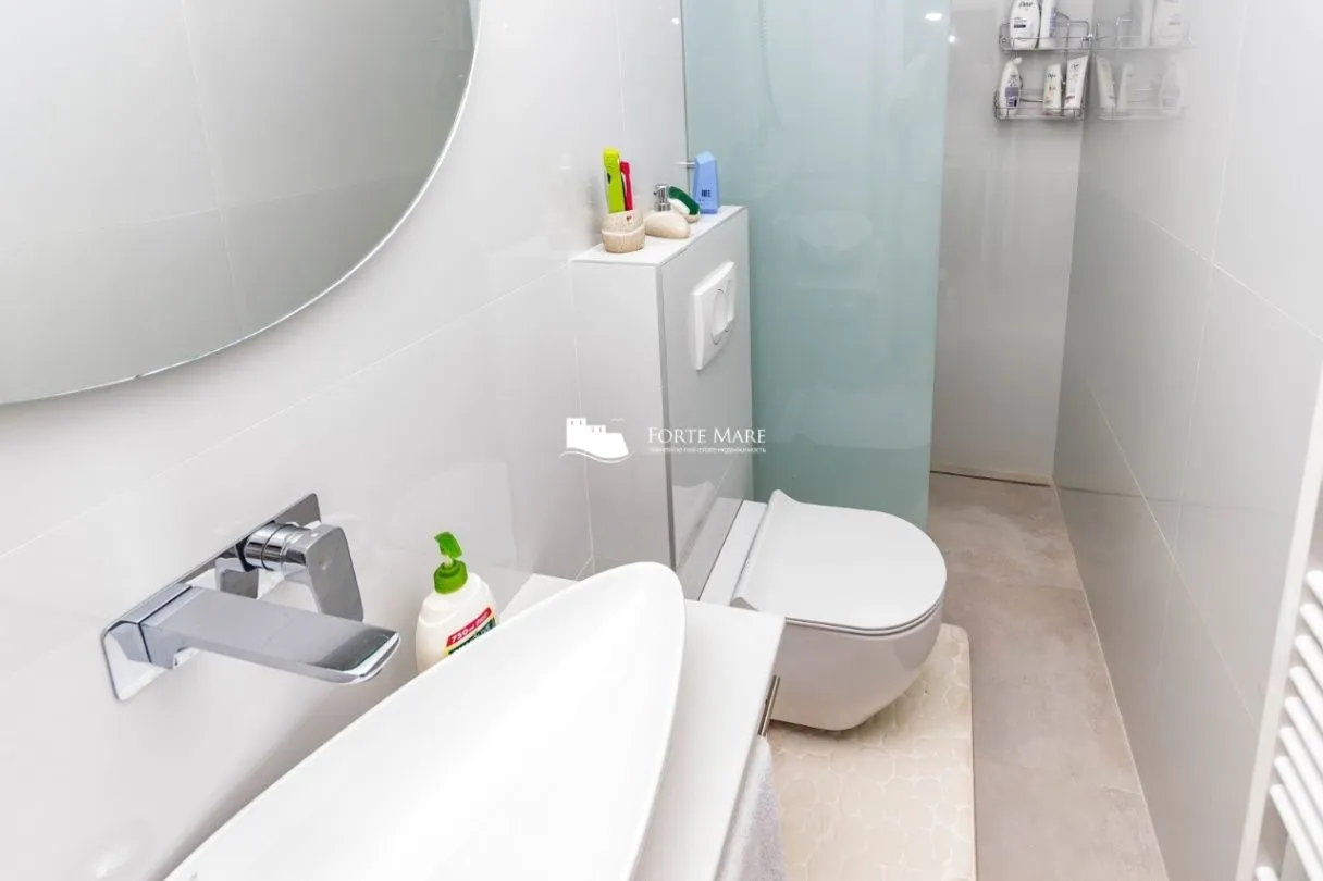 Prodaja, dvosoban stan, 68m², Srbina, Herceg Novi