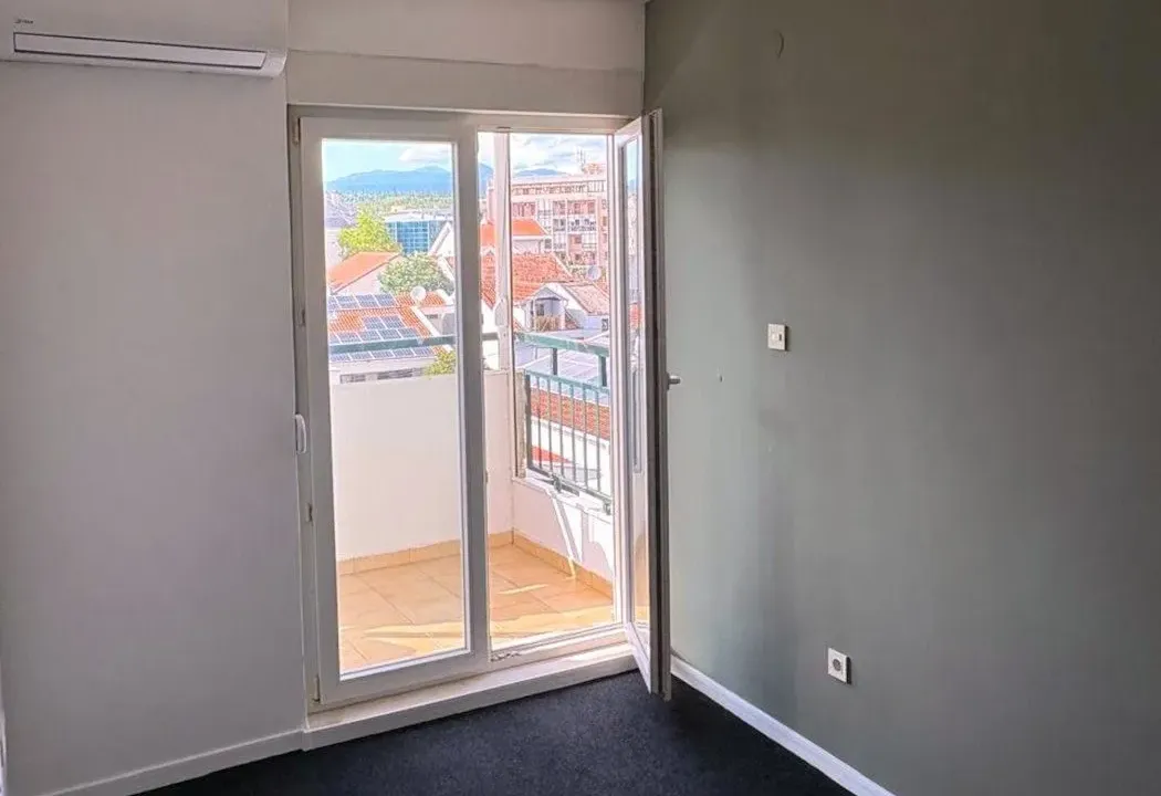 Rent, apartment, 39m², Stari Aerodrom, Podgorica