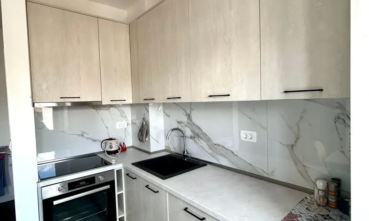 Izdavanje, jednosoban stan, 45m², City Kvart, Podgorica