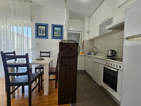 Rent, two bedroom apartment, 64m², City Kvart, Podgorica - image 11