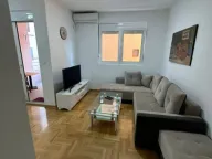 Izdavanje, jednosoban stan, 52m², Budva, Crna Gora - image 1