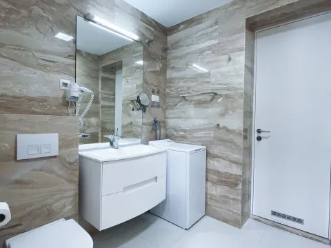 Sale, two bedroom apartment, 77m², Budva, Crna Gora - image 21