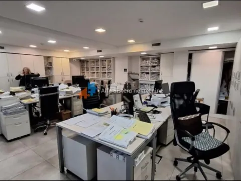 Rent, office space, 250m², Karaburma, Palilula Sve Podlokacije - image 11