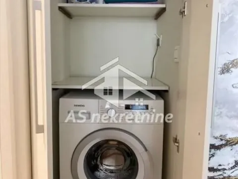 Rent, two bedroom apartment, 63m², Savski Venac, Beograd - image 10