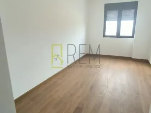 Sale, three bedroom apartment, 127m², Tološka šuma, Podgorica - image 20
