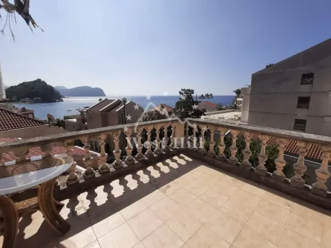 Prodaja, kuća, 273m², Petrovac, Budva