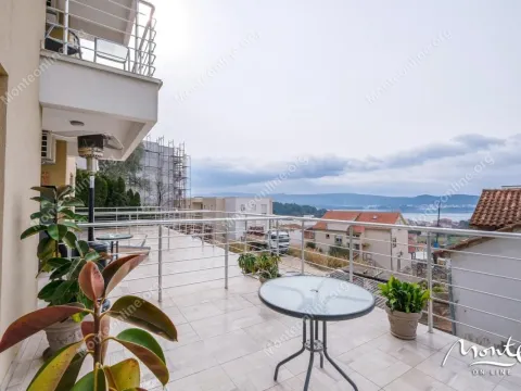 Sale, two bedroom apartment, 77m², Tivat, Crna Gora - image 10