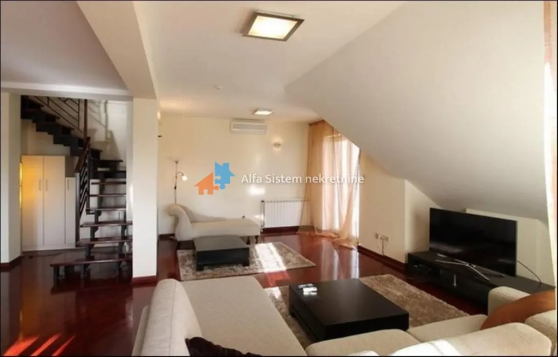 Rent, four bedroom apartment, 160m², Savski Venac, Beograd