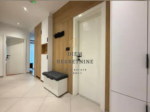 Izdavanje, jednosoban stan, 50m², Preko Morače, Podgorica - image 9