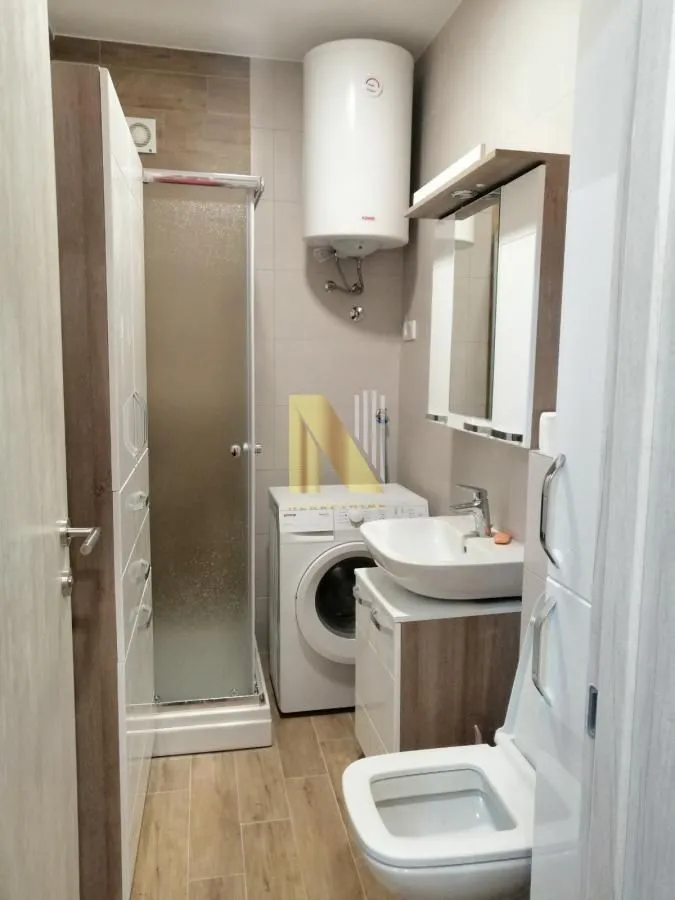 Izdavanje, dvosoban stan, 43m², Telep, Novi Sad Sve Podlokacije