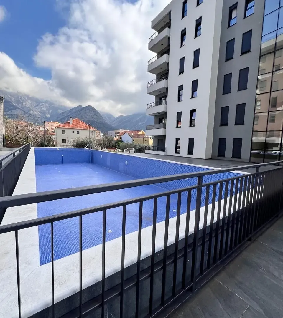 Sale, two bedroom apartment, 56m², Čeluga, Bar
