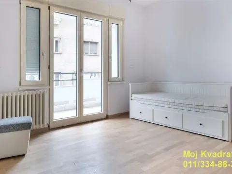 Sale, four bedroom apartment, 105m², Vračar Sve Podlokacije, Beograd - image 11