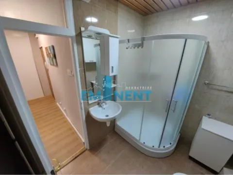 Izdavanje, dvosoban stan, 59m², Senjak, Beograd - image 12