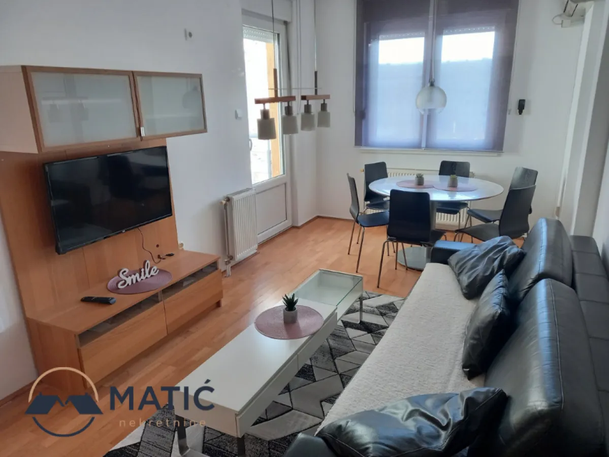 Izdavanje, jednosoban stan, 42m², Grbavica, Novi Sad Sve Podlokacije