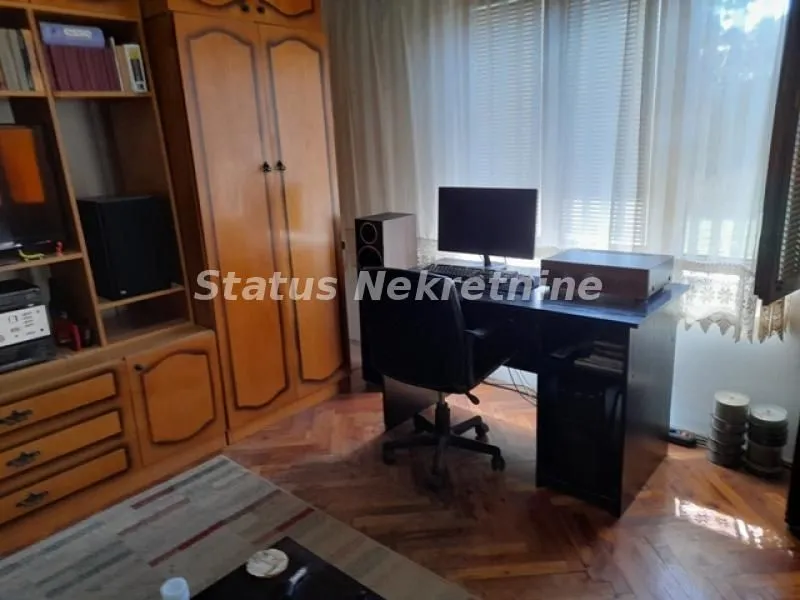 Prodaja, kuća, 230m², Sremska Mitrovica, Srbija