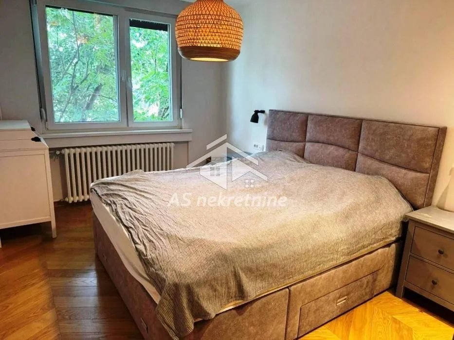 Rent, three bedroom apartment, 75m², Vračar Hram, Vračar Sve Podlokacije