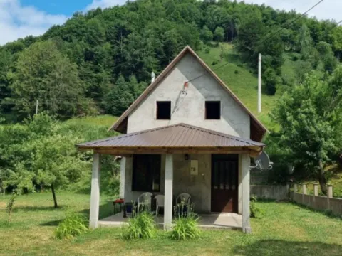 Stan-na-dan, kuća, 80m², Veruša, Podgorica - image 2