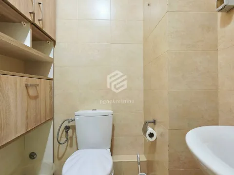 Prodaja, jednosoban stan, 41m², Stari Aerodrom, Podgorica - image 9