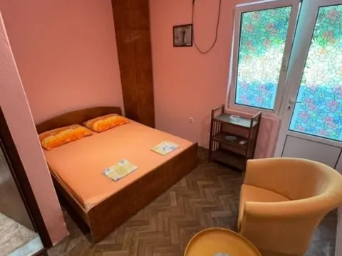 Izdavanje, garsonjera, 25m², Donja Lastva, Tivat - image 6