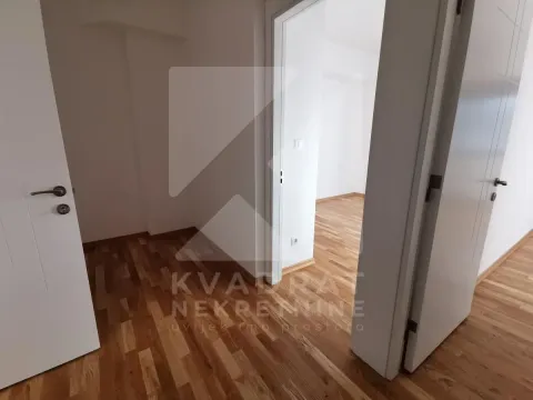 Izdavanje, trosoban stan, 117m², Zagorič, Podgorica - image 18