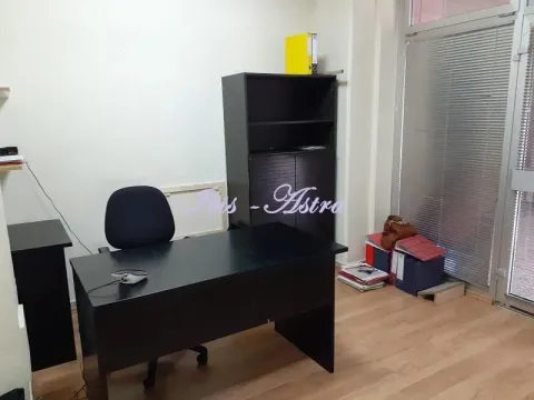 Izdavanje, poslovni prostor, 14m², Novi Beograd Sve Podlokacije, Beograd - image 2