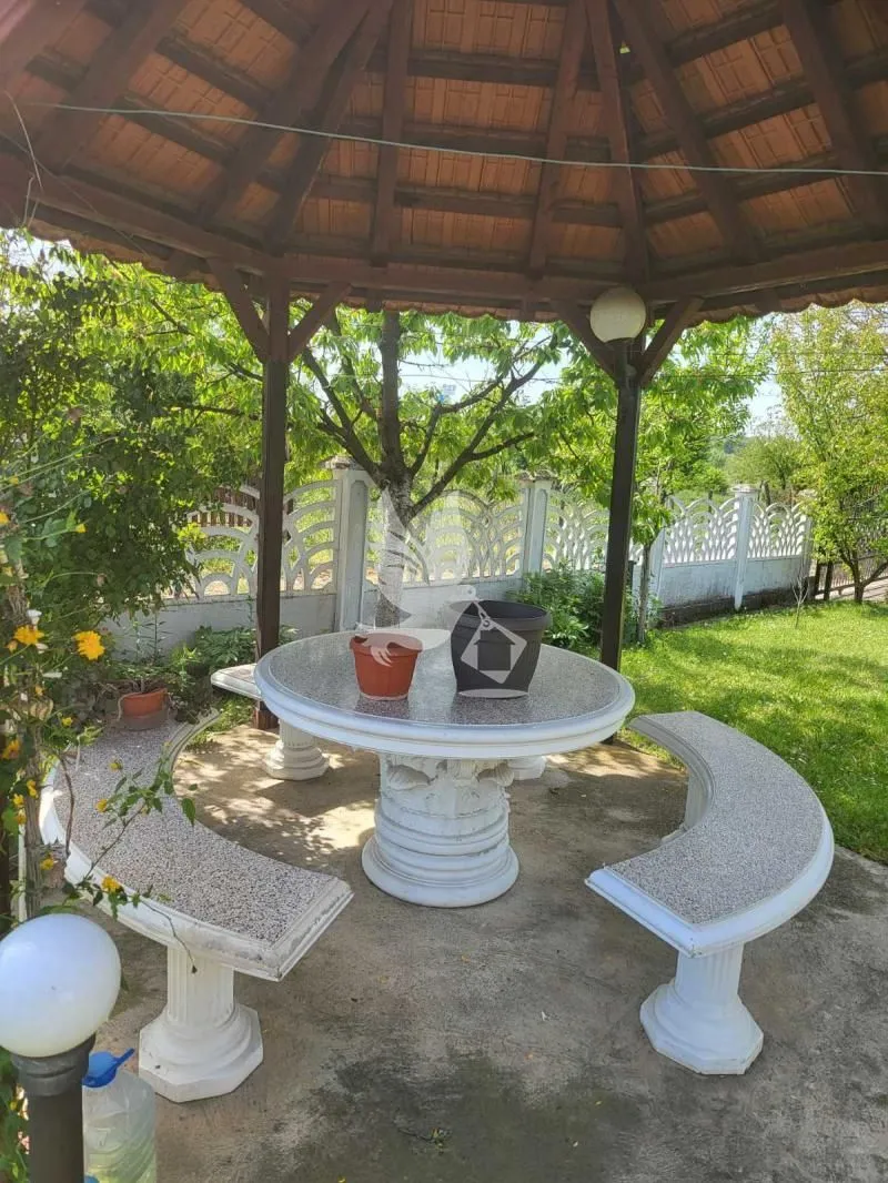 Prodaja, kuća, 91m², Centar Sve Podlokacije, Beograd