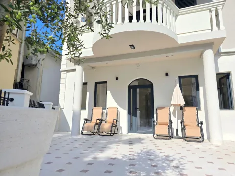 Rent, hospitality venue, 440m², Budva, Crna Gora