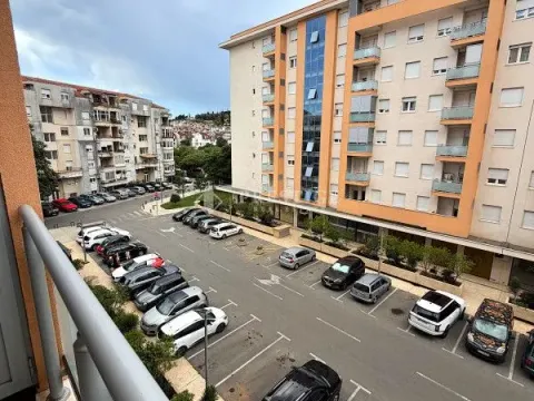 Rent, one bedroom apartment, 44m², City Kej, Podgorica - image 14