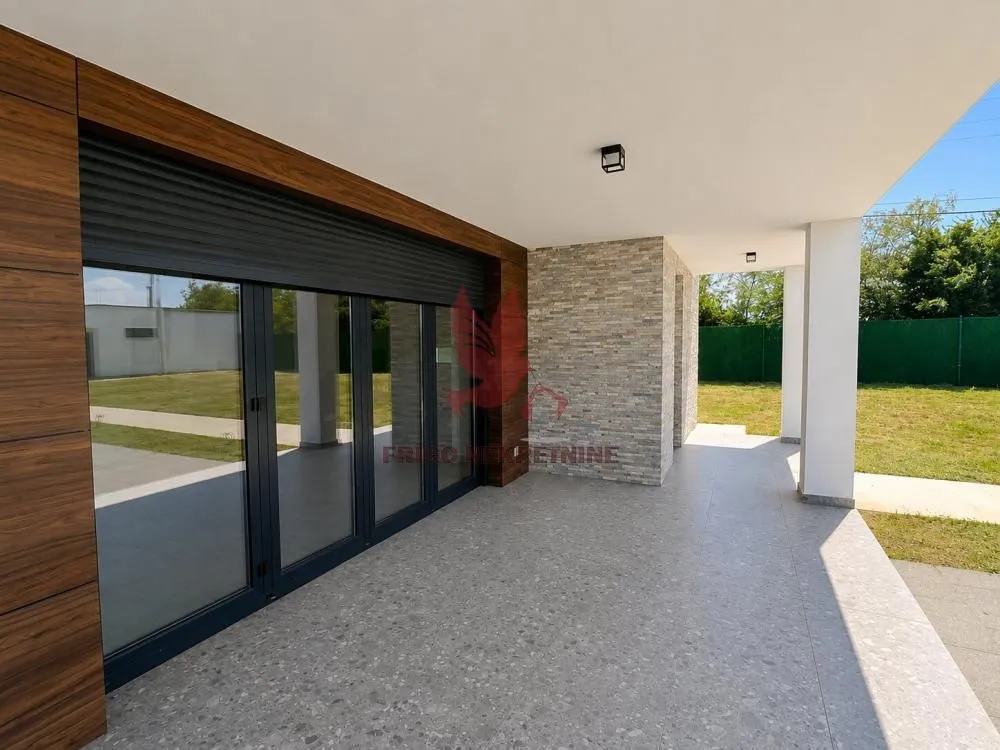 Prodaja, kuća, 228m², Kosmaj, Sopot