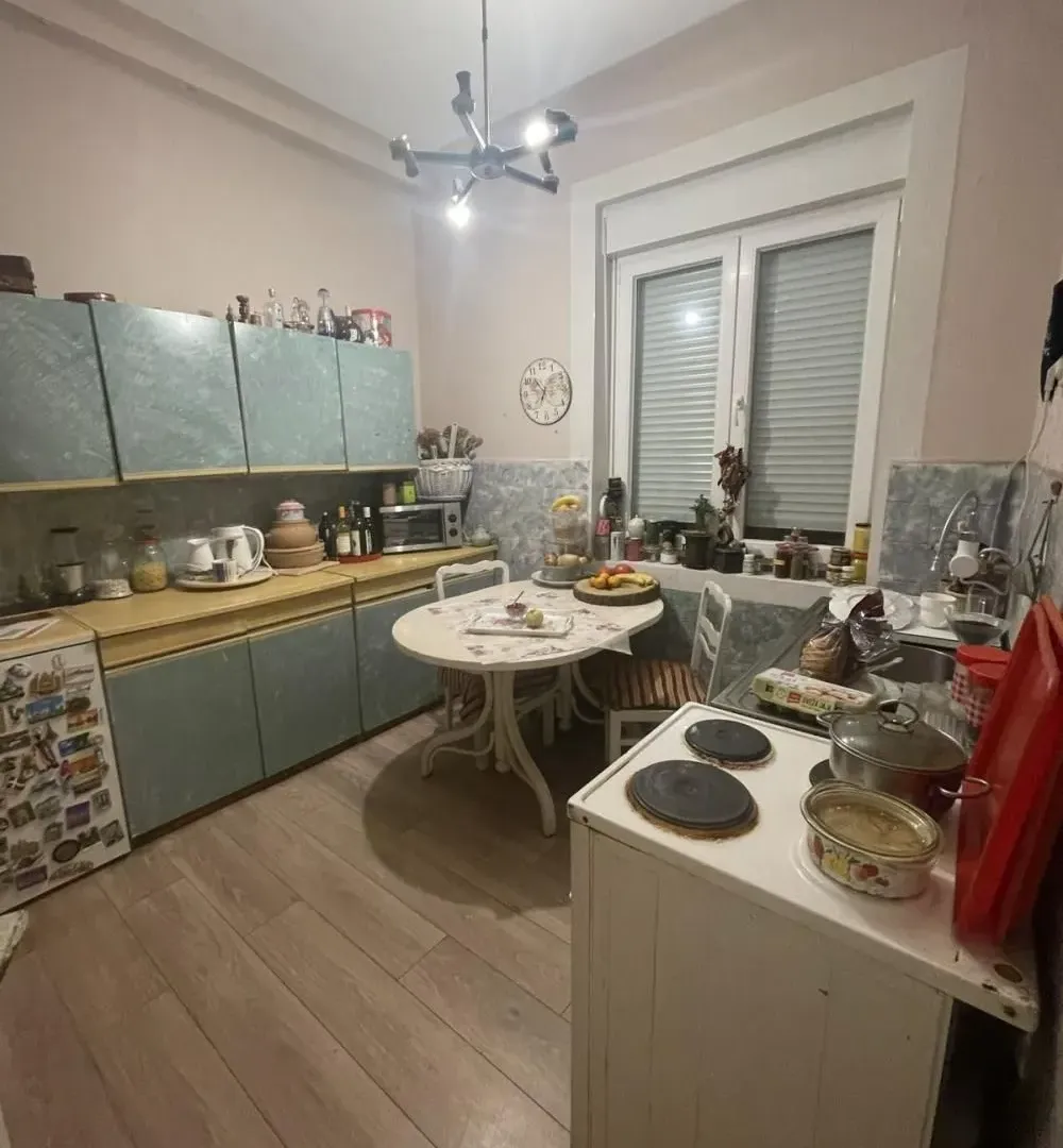 Sale, three bedroom apartment, 97m², Stari Grad, Beograd