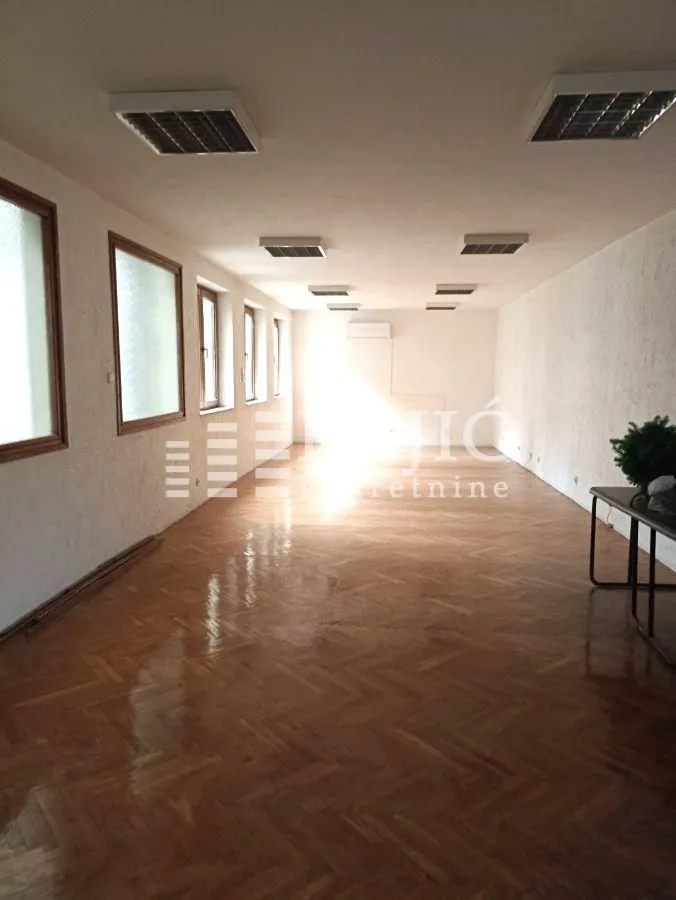 Rent, office space, 113m², Kalemegdan, Beograd