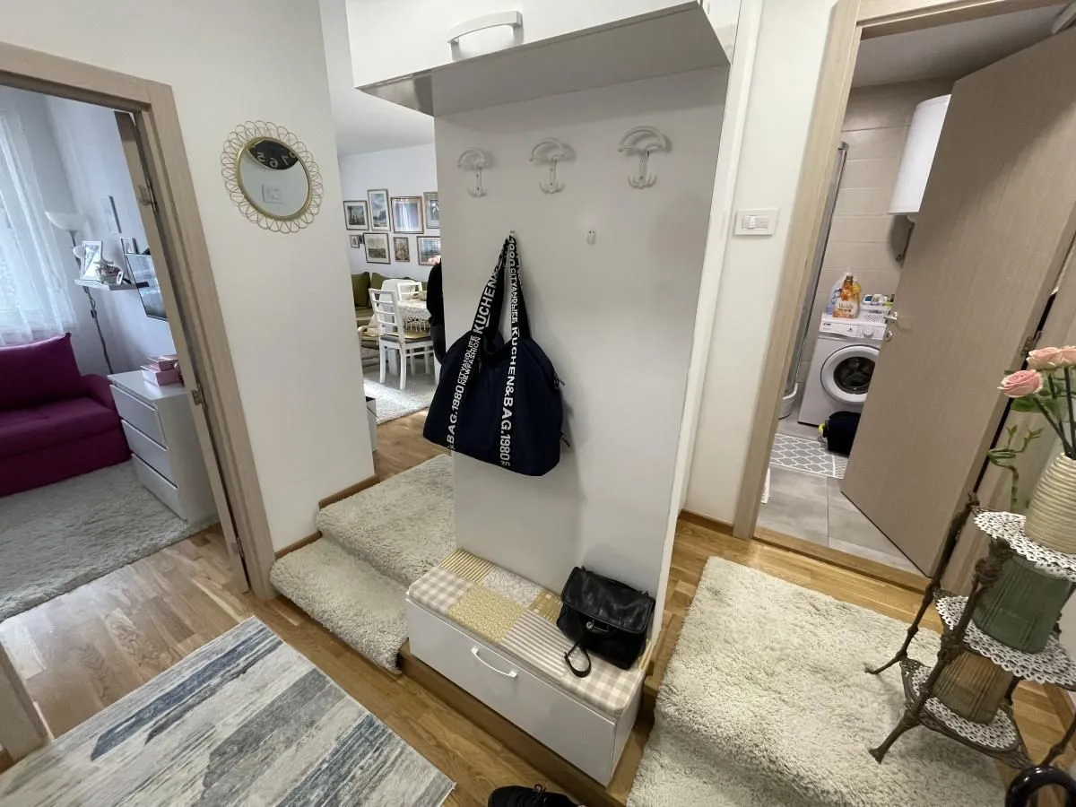 Prodaja, jednosoban stan, 39m², Salajka, Novi Sad Sve Podlokacije