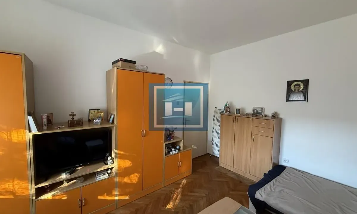 Prodaja, dvosoban stan, 52m², Centar, Jagodina
