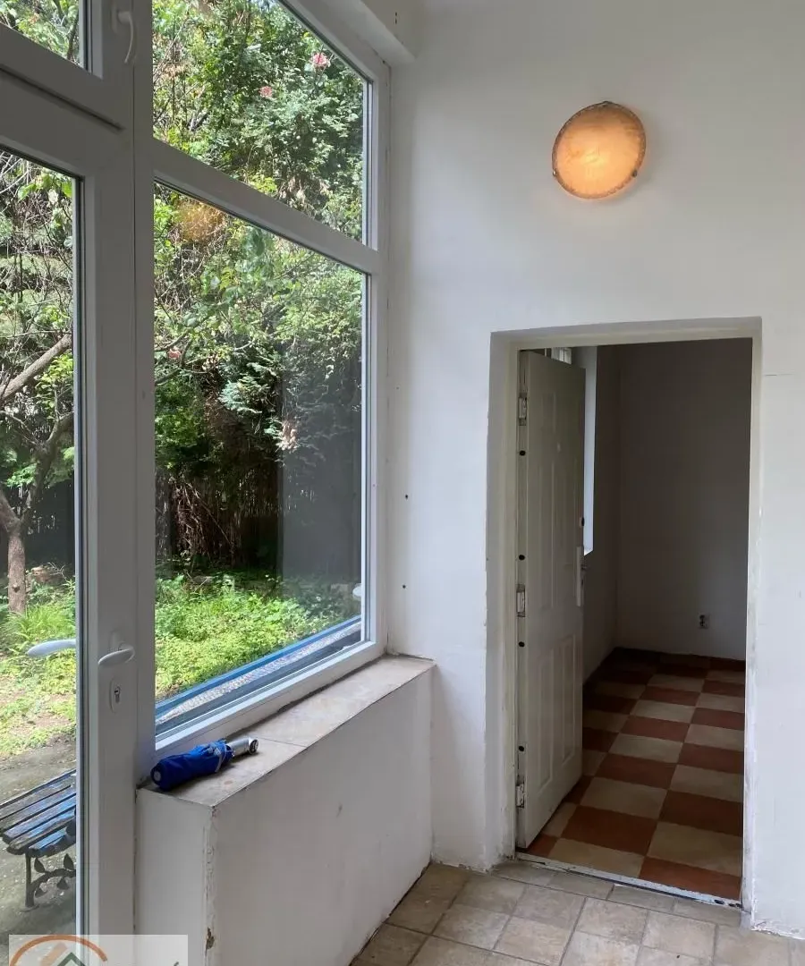 Rent, two bedroom apartment, 73m², Vračar Sve Podlokacije, Beograd