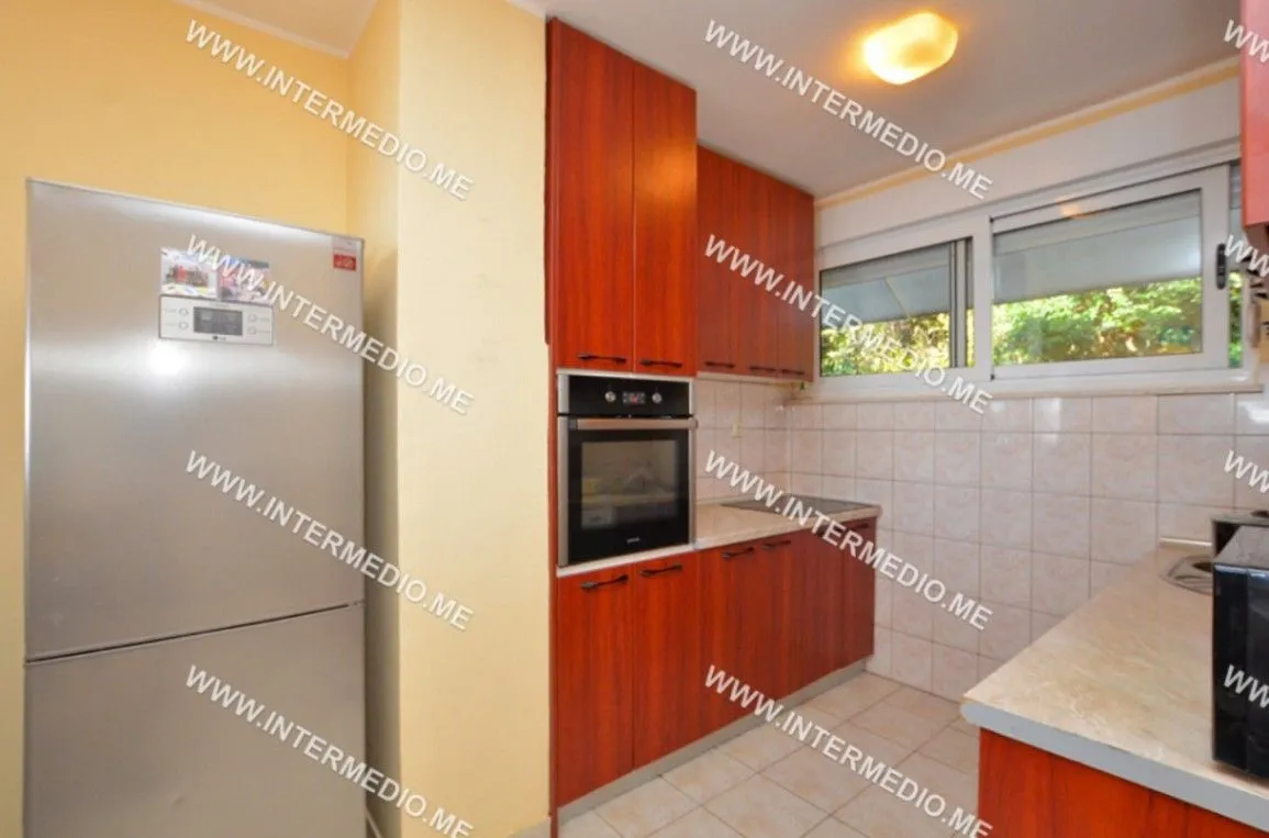 Prodaja, dvosoban stan, 73m², Centar, Herceg Novi