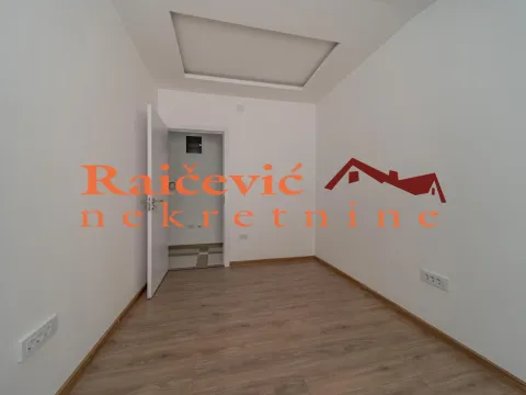 Sale, three bedroom apartment, 83m², Profesorska Kolonija, Palilula Sve Podlokacije - image 19