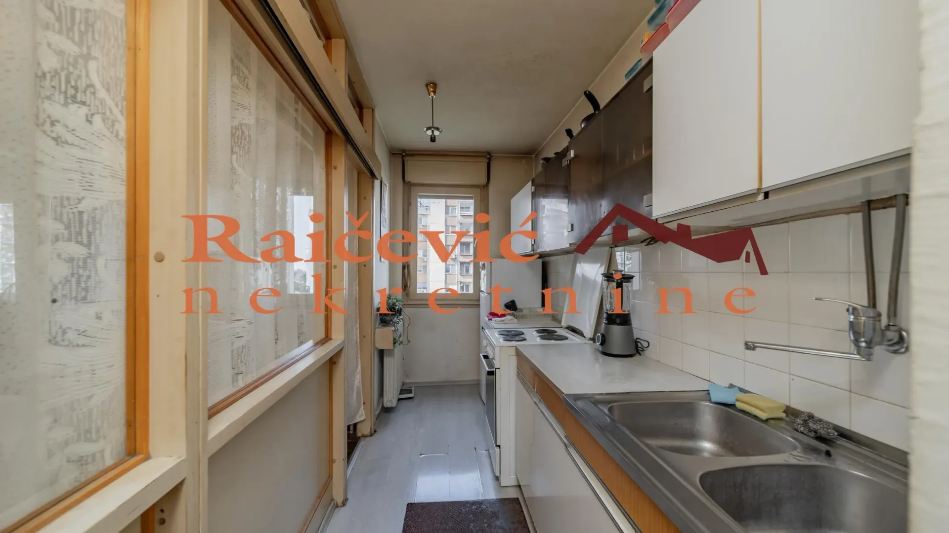 Prodaja, dvosoban stan, 76m², Stari Grad, Beograd