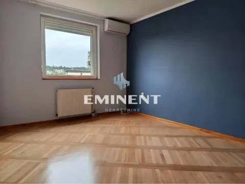 Rent, four bedroom apartment, 125m², Savski Venac, Beograd - image 12