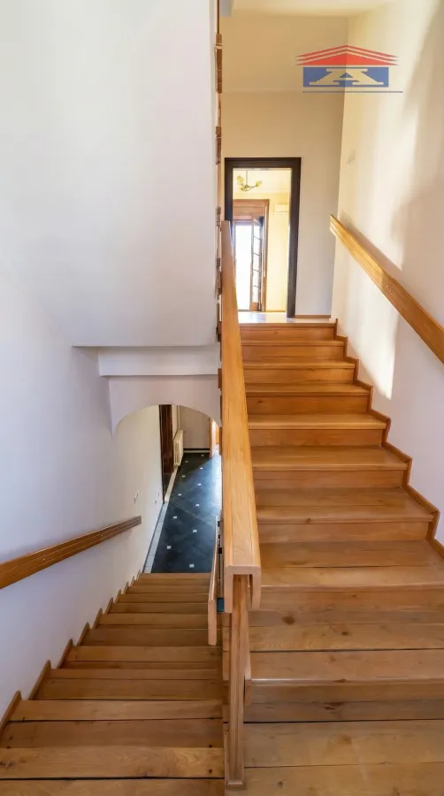 Sale, house, 298m², Jodna Banja, Novi Sad Sve Podlokacije
