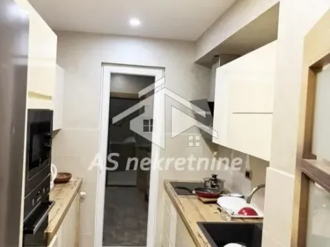 Izdavanje, stan, 160m², Filmski Grad, Beograd - image 8