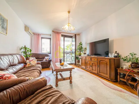 Prodaja, trosoban stan, 70m², Budva, Crna Gora - image 14