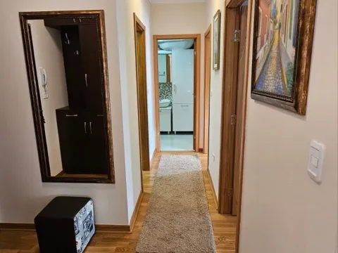 Rent, two bedroom apartment, 64m², City Kvart, Podgorica - image 5