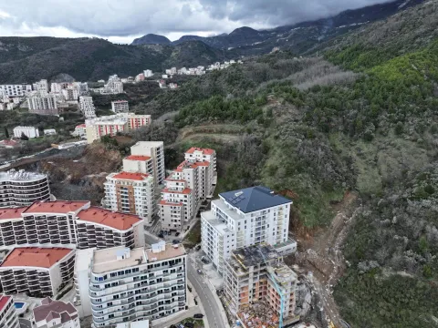 Prodaja, plac, 375m², Budva, Crna Gora - image 4