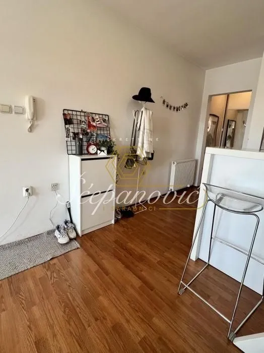 Prodaja, stan, 46m², Centar, Novi Sad
